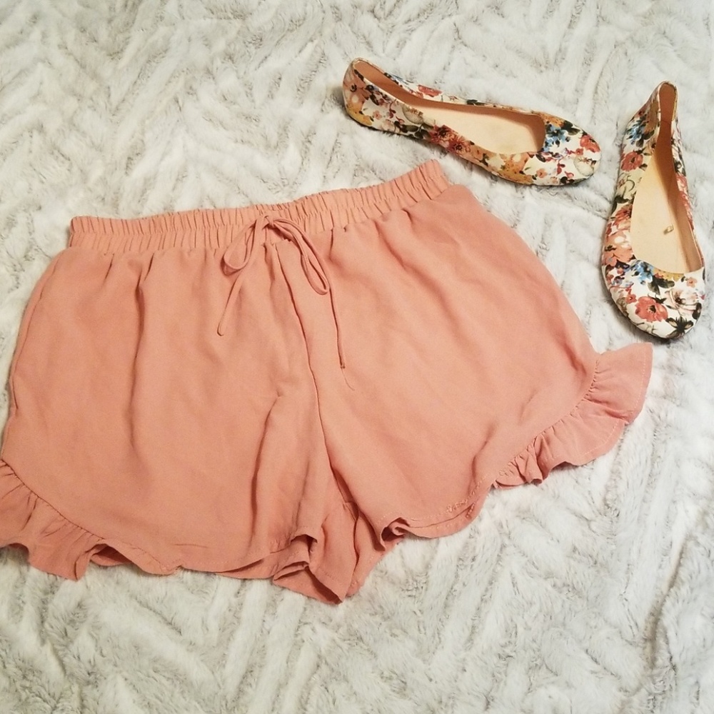 New Ruffled Chiffon Mauve Shorts